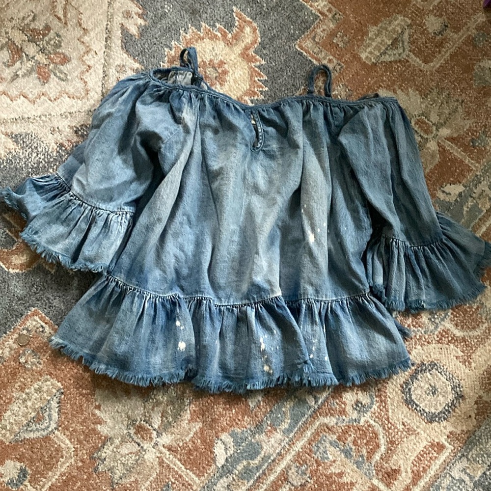 BLANK NYC distressed denim off the shoulder blouse womens medium